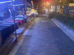 -南湖公园地摊集市