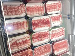 -嘎琉鲜切牛肉自助火锅