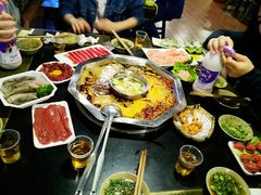 -邓莽子老火锅(中兴路总店)