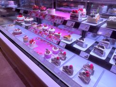 -巴黎贝甜(大宁国际商业广场店)