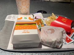 -麦当劳(新王府井店)