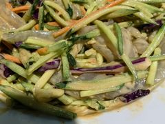 -老码头黑皮肘子锅包肉(赣水路店)