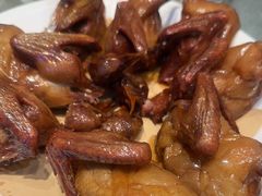 脆皮鸽子-锦绣金山人家(友谊店)