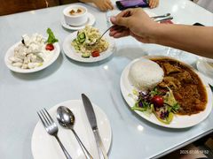 红烩牛肉饭-金环西餐厅