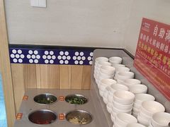 -阿婆情腊排骨火锅(金虹路店)