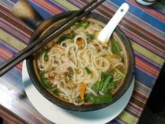 砂锅米线-88号小吃店·经典云南菜·地道纳西美食
