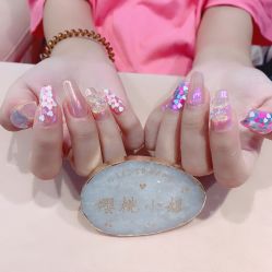 -花系美·美甲美睫精品店