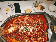 -江边城外烤全鱼(世茂广场店)