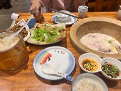 -滇香肴·云南菜蒸汽石锅鱼(云南北路店)