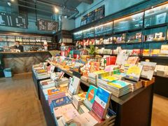 -阅西安新华书店(翠华南路店)