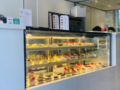 面包甜点陈列柜-PETIT PARIS 小巴黎(花园道店)