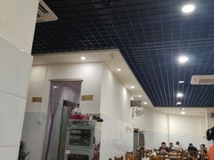 大堂-美兰春记食店·龙舌坡红烧牛肉