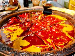 -渝嘴小老弟老火锅(华新村店)