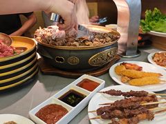 -山焱·炭火自助烤肉(周浦万达店)