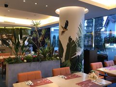 -亮马河饭店翠雅咖啡厅