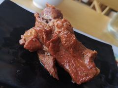 招牌酱大骨-关东小磨东北菜(上海长风大悦城店)