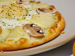 松露鸡蛋蘑菇披萨-nata&bica(松江大学城店)