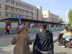 -秦皇岛市西港路小学