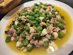 -万重锦·人文川菜馆(骡马市店)