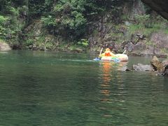 -安吉龙王山峡谷漂流