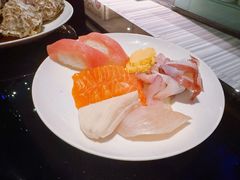 -唐拉雅秀酒店-西锦汇空中BBQ·思创餐厅