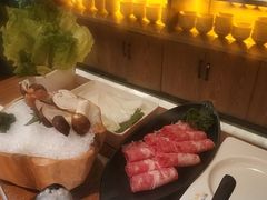 -咕嘟草帽鱼·牛奶一样的鲜鱼汤(天鹅湖万达广场店)