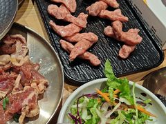 -青瓦餐厅·生鱼片·韩园烤肉(西塔店)