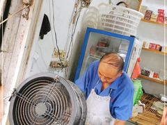 -月亮饼香烟店(翠竹新村店)