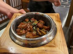 -明洞阿姨·韩式酱蟹烤肉·创意料理(三元桥店)