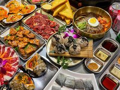 -围炉肉舍•炭烤活鳗•丹东海鲜烤肉(步行街店)