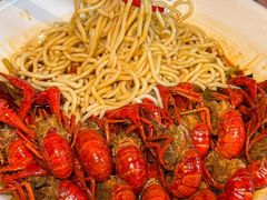 -龙巢盱眙龙虾·牛蛙·烧烤宵夜(八卦岭店)