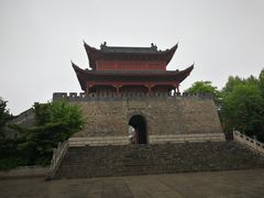 瞻岳门-巴陵广场