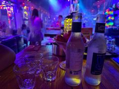 -喜鹊音乐酒馆(西街店)