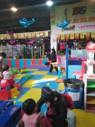 -开心哈乐亲子乐园(东森时尚百货店)