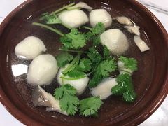 鱼丸汤-公园饭店