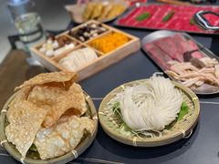 -由衷贵州酸汤牛肉火锅(新桥店)