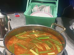 -野山舂·贵州现舂酸汤牛肉(民生路店)
