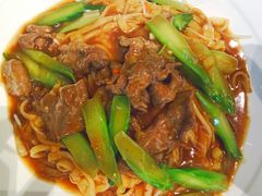 湿炒牛河-春满园·早茶·粤菜·宴会(前海店)