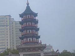 -绳金塔