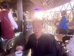-东方明珠·空中旋转餐厅