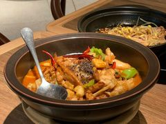 黑松露牛肝菌焖牛蛙-云海肴云南菜(浦江欢乐颂店)