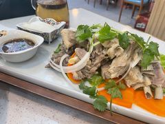 -品疆山新疆特色主题餐厅