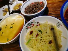 酸辣土豆丝-辣得叫湘菜(四明店)