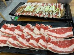 柠檬香草黑椒牛五花-小米烤肉·和牛原切-创意韩料(东关店)