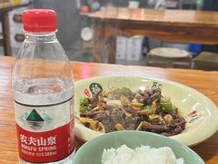 -何永光123鲜牛肉馆(1号店)