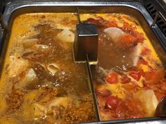 经典麻辣锅底-海底捞火锅(江宸天街店)