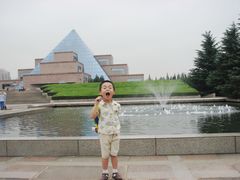 -上海市龙华烈士陵园