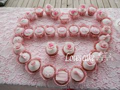 杯蛋糕-爱之婚礼蛋糕(建外SOHO西区店)