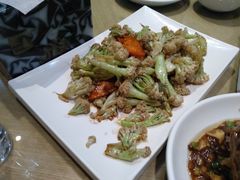 -小锅饭豆腐馆(嘉陵江街店)