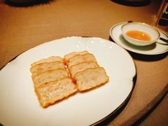 鱼饼-荣轩(新荣记环球金融中心店)